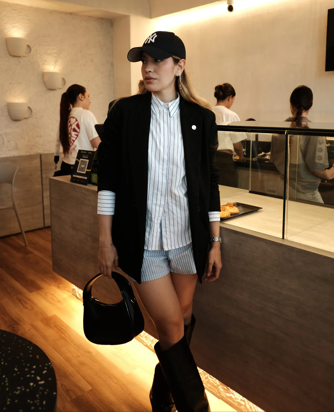 Camisa Oxford Blanca y Rayas Azules Mujer