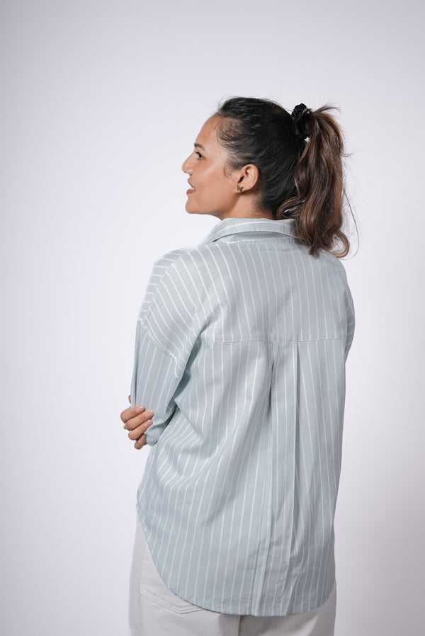 Camisa Verde Claro y Rayas Blancas para Mujer